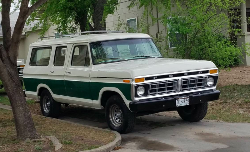 Illustration for article titled The Mexican-Market Ford B-100 Is The Three-Door Ford F-150 Of Your Dreams